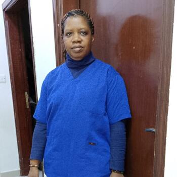 جليسة أطفال في الرياض: Anne