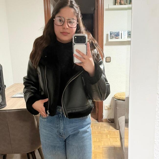 Niñera en Madrid: Isabella