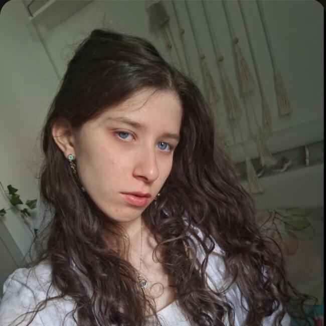 Babysitter in Redon: Sarah