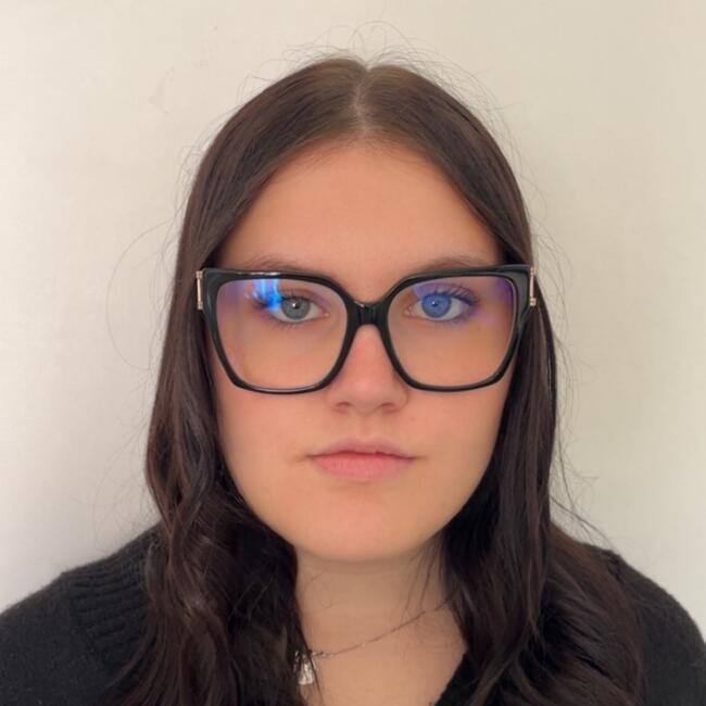 Babysitter in Rive-de-Gier: Sécilia