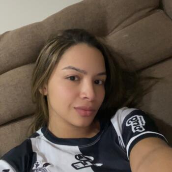 Babá em Caruaru: Flávia