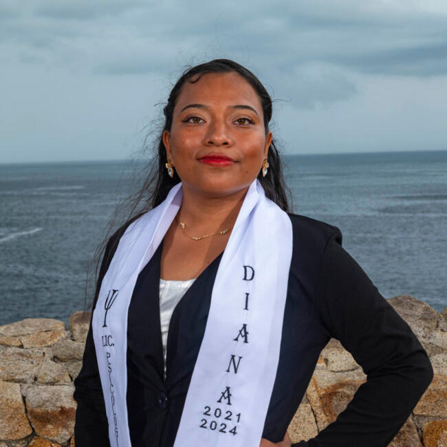 Babysitter in Acapulco de Juárez: Diana Balanzar