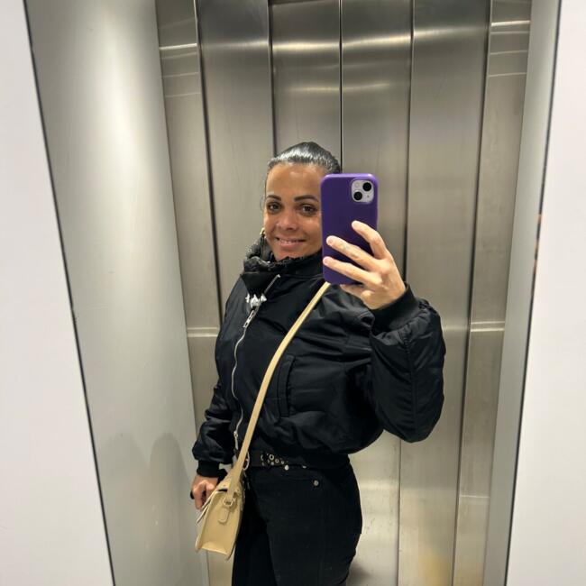 Babysitter in Genf: Kamille