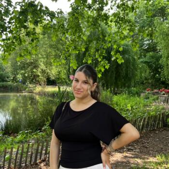 Babysitter in Bordeaux: Chérine