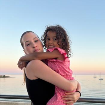 Babysitter in Brest: Enora