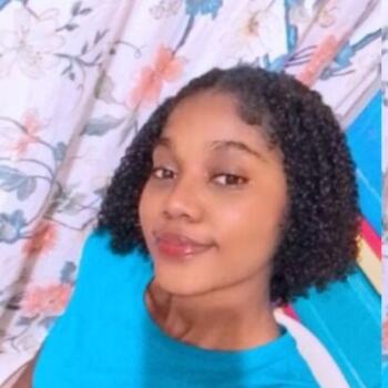 Babysitter στην περιοχή Santo Domingo Este: Nairobi