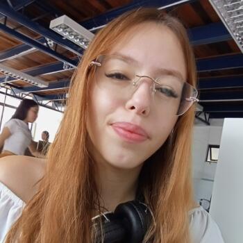 Babysitter in São José (São José): Lara Claudia