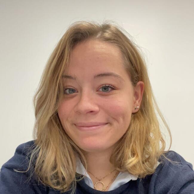 Babysitter in Niergnies: Jeanne