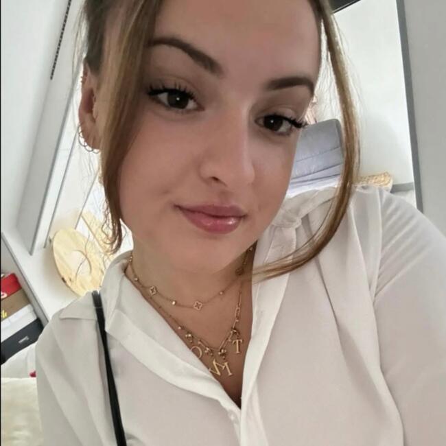 Babysitter in Miniac-Morvan: Kalista