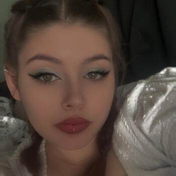 Babysitter in Romorantin-Lanthenay: Tracy