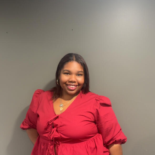 Babysitter in Laval: Thalia