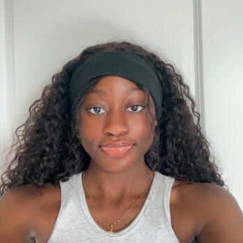 Gardienne d'enfants à Edmonton: Lorena chloe