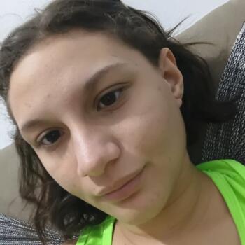 Babysitter in Fortaleza: Ana Luiza frota Fernandes pint