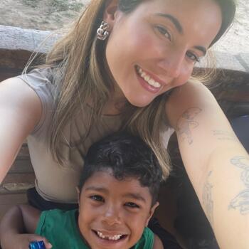 Babá em Fortaleza: Myrella