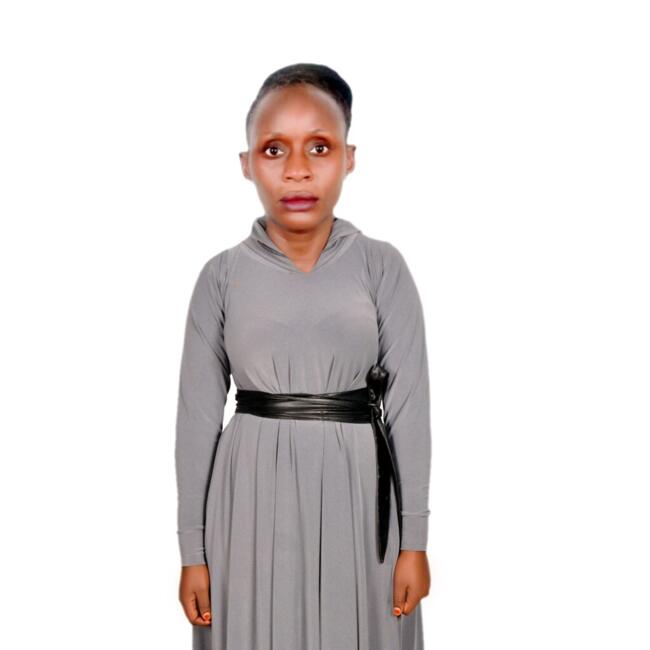 جليسة أطفال في Jazīrat Abū Z̧aby: Ruth