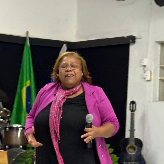 Babysitter in Nova Odessa: Andréa