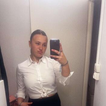 Baby-sitter Bassens: Camylle