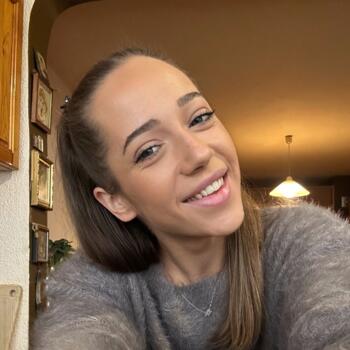 Babysitter Sofia: Dara