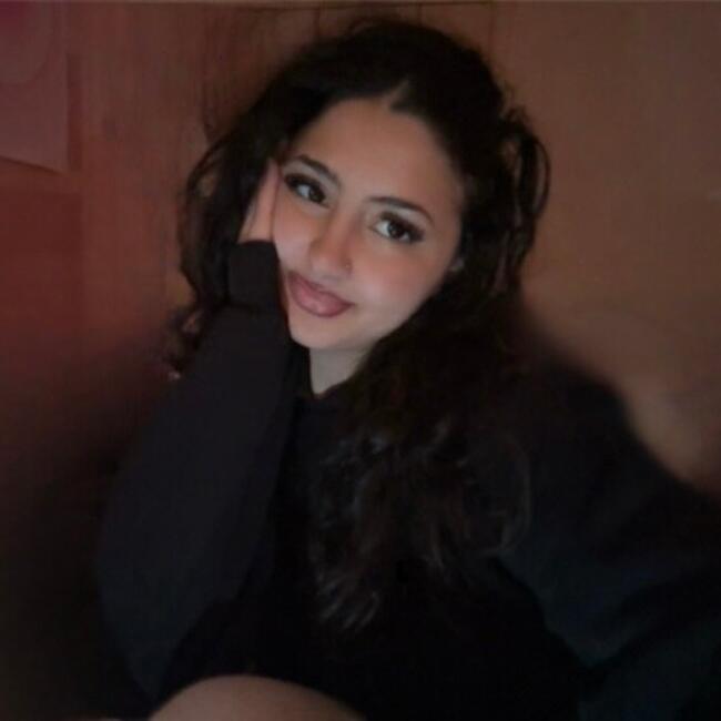 Babysitter in Wevelgem: Manal