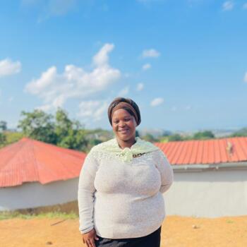 Nanny Verulam: Zandile