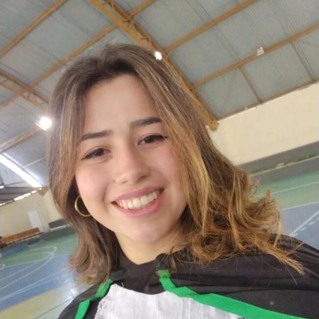 Babysitter in Curitiba: Mellanie