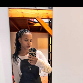 Babysitter in Clermont-Ferrand: Fibie