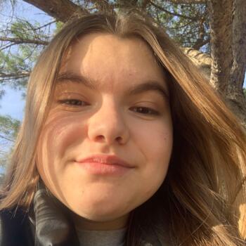 Babysitter in Vitry-sur-Seine: Maria