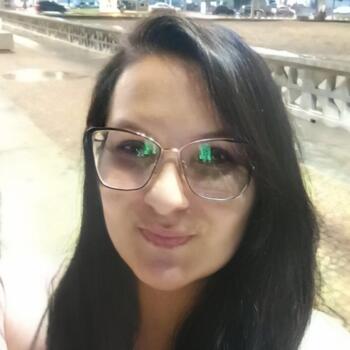 Babysitter in São Vicente: Ariane