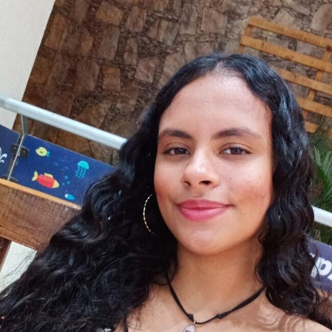 Babá em Juiz de Fora: Lavinia