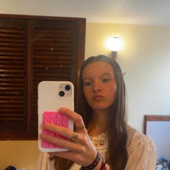 Babysitter in Cérences: Elsa