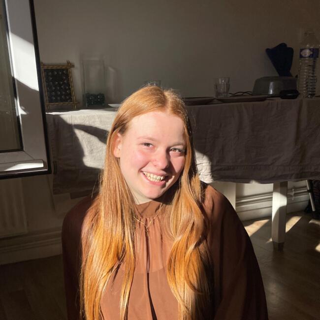 Babysitter in Reims: Aline