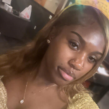 Babysitter in Fort Worth: Bianca