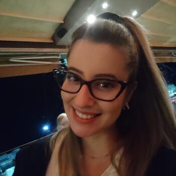 Babysitter in Athens: Thalia