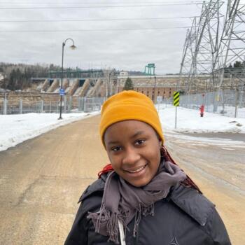 Baby-sitter Longueuil: EVA MIREILLE FLORA