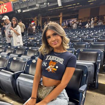 Babysitter in Staten Island: Rylie