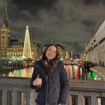 Babysitter in Hamburg: Maria Paula