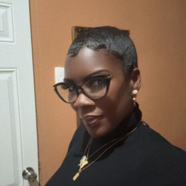 Babysitter in Chaguanas: Isha