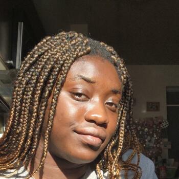 Babysitter in London: Akua