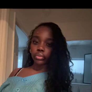 Baby-sitter Greenfield Park: Whitney Joyce