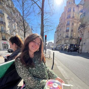 Babysitter in Paris: Mahaut