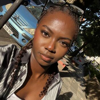 Babysitter in Vitry-sur-Seine: Melissa