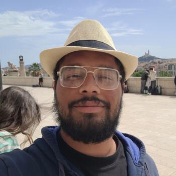 Babysitter in Plancher-Bas: Tom