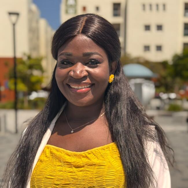 Nanny in Dubai: Keakli Logah