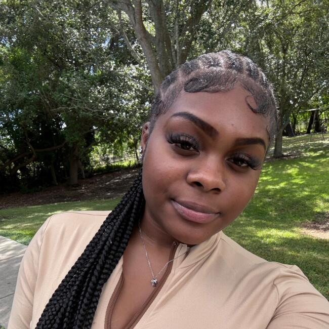 Babysitter in Pahokee: Salecia