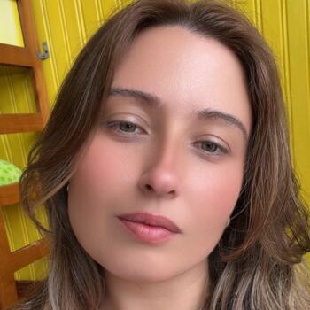 Babysitter Gondomar: Isabel