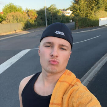 Babysitter in Neuvy: Enzo