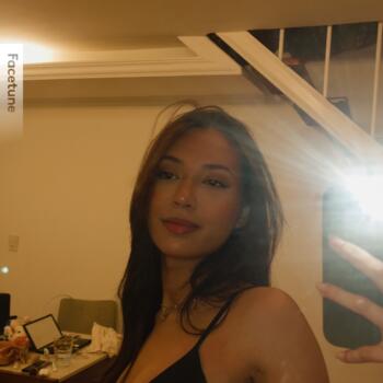 Babysitter in Resende: Kamile