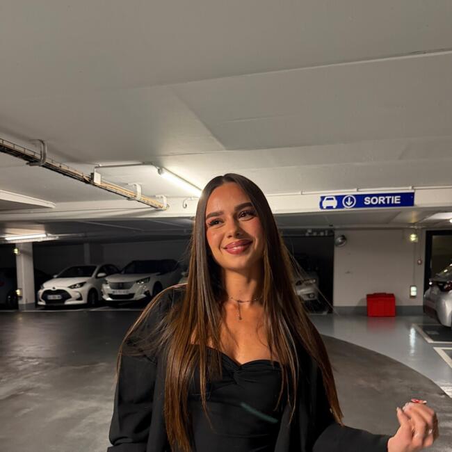 Babysitter in Connaux: Ophely