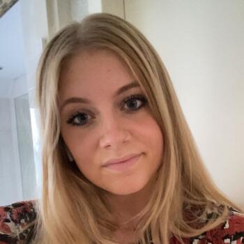 Babysitter in Apeldoorn: Karlijn van Hoogen