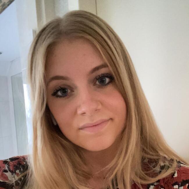 Babysitter in Apeldoorn: Karlijn van Hoogen